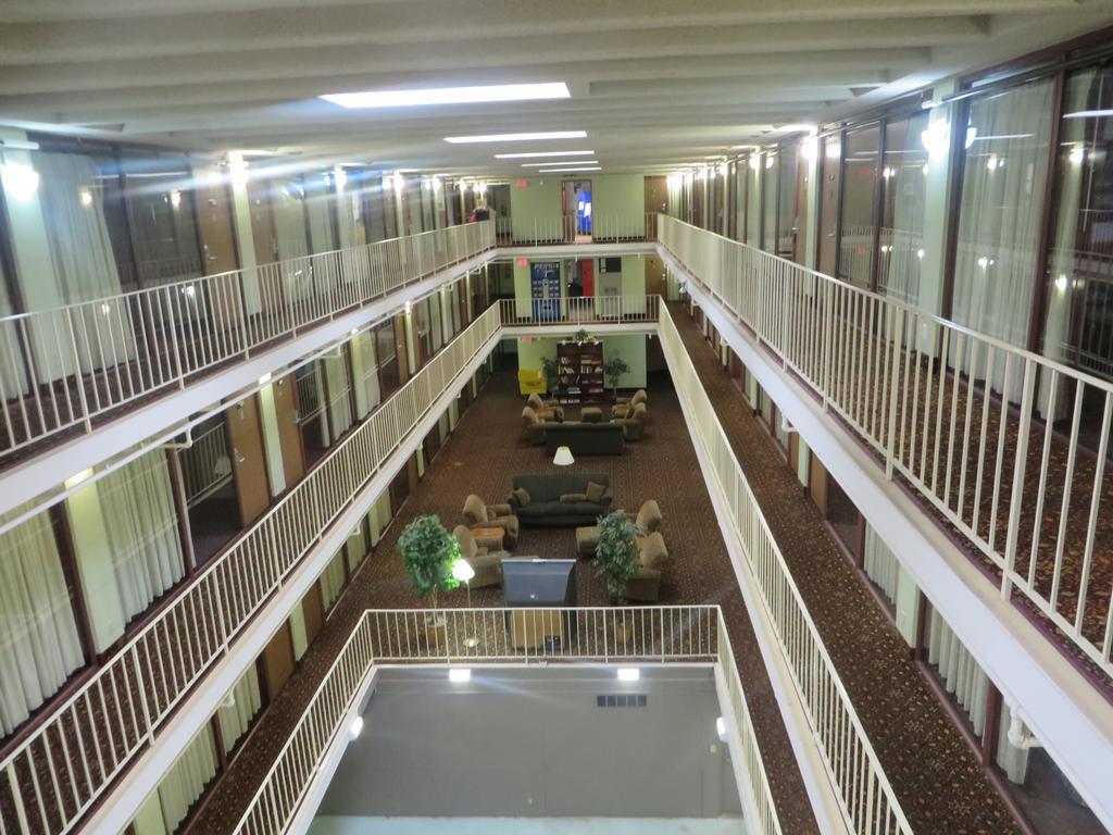 5Th Avenue Inn & Suites Rochester Eksteriør bilde